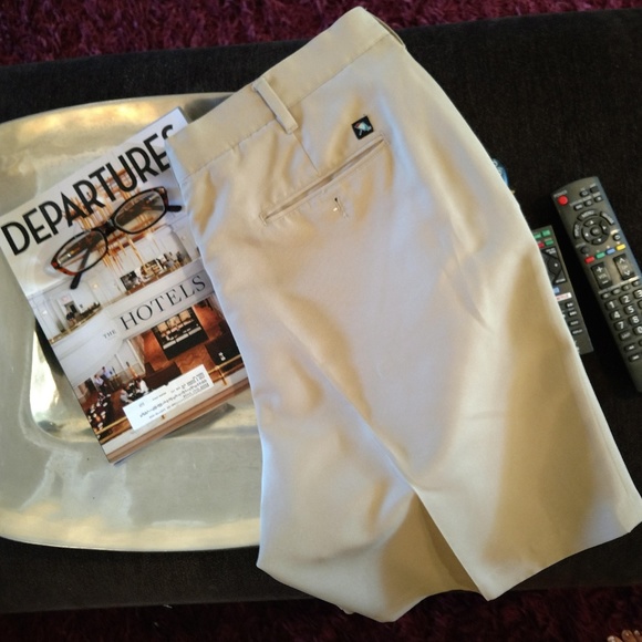 Other - Khaki Shorts Size 40